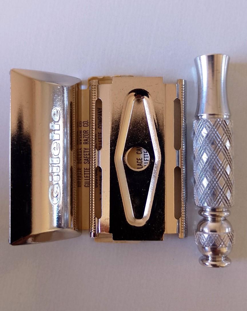 Barbeador Gillette Travel Tech 1973