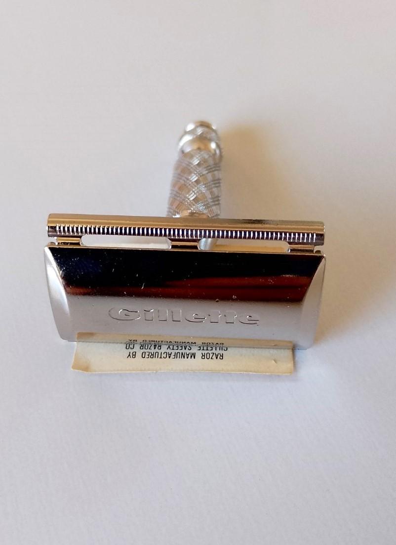 Barbeador Gillette Travel Tech 1973
